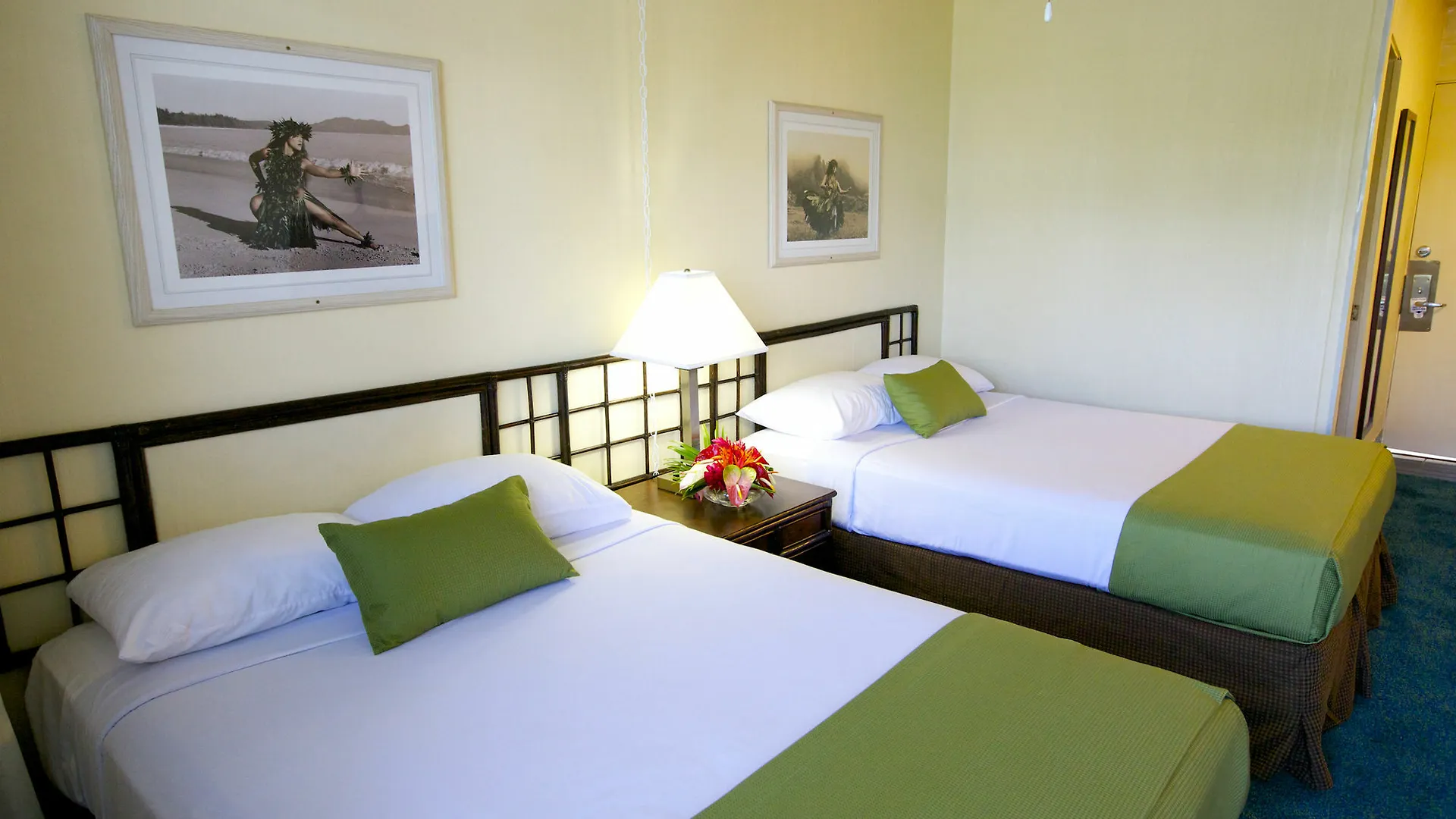 Scp Hilo Hotel 4*,